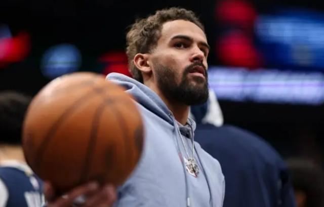 kaiyun-奇才计划三年续约特雷·扬 他将在本周五迎来复出