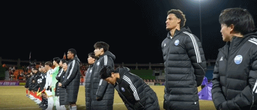 kaiyun体育开云-半场：江原0-0町田泽维亚，比赛沉闷，中村帆高造险