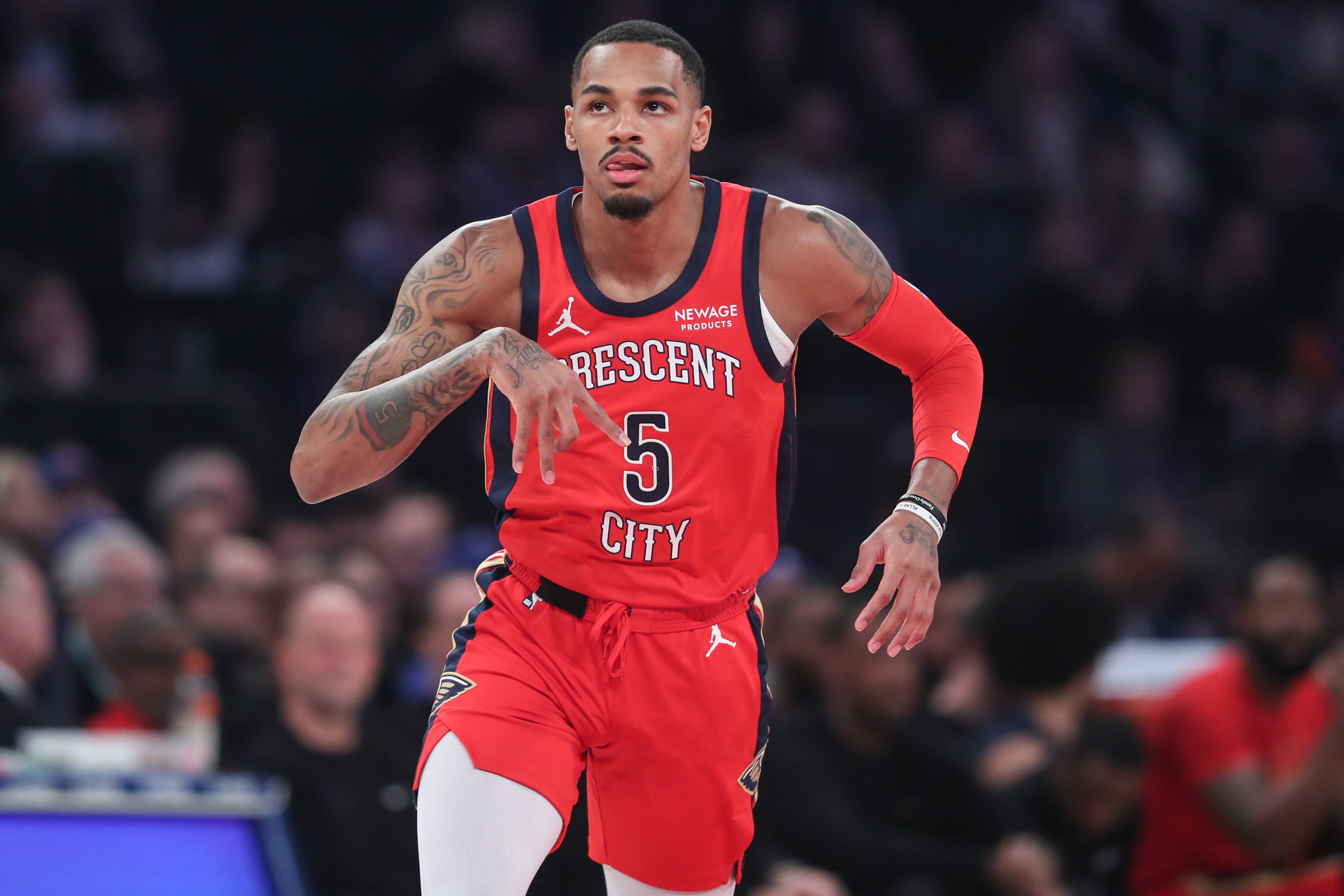 kaiyun-填满数据栏！德章泰·穆雷14中8得19分4板6助1断1帽 得分全队最高